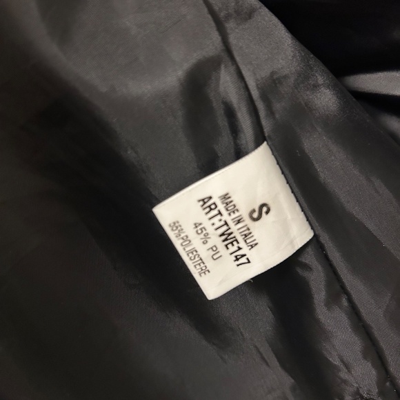 TwoWay Black Faux Leather Blazer - Picture 3 of 3